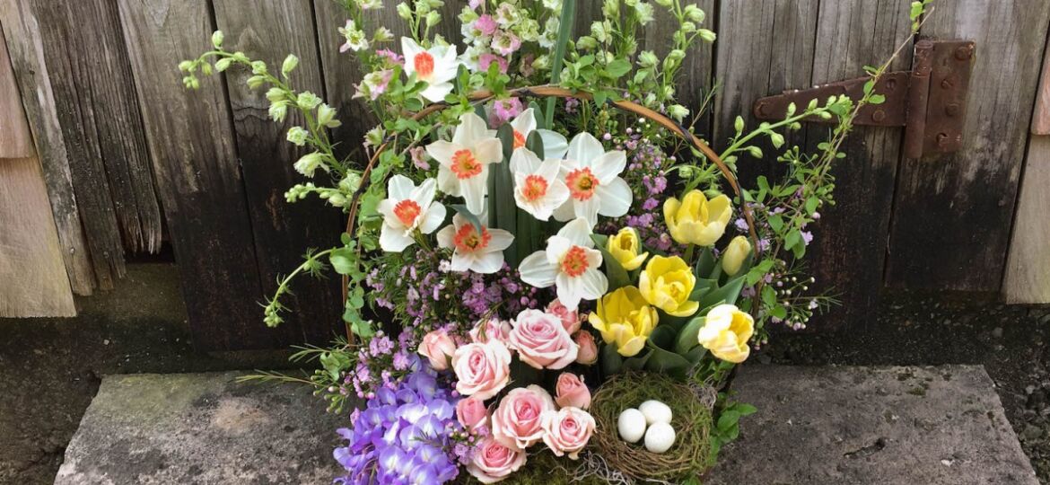 spring flower basket arrangement, easter basket flower arrangement