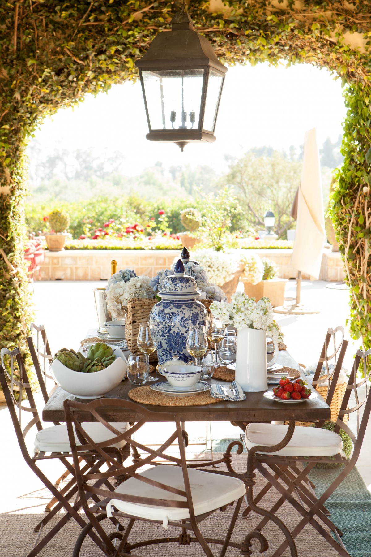 The home of designer Jennifer Amodei, located outside Santa Barbara in Somis, California, is a mix of California, French, and Italian influences.