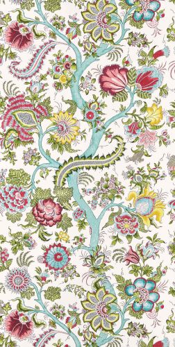 Metropolitan Palampore floral paisley print on a wallpaper.