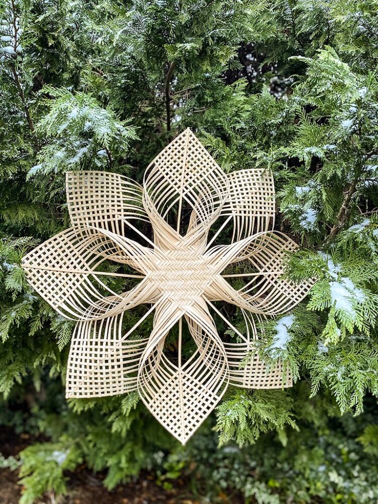 Handmade Snowflakes - Medium - East Hampton Gardens