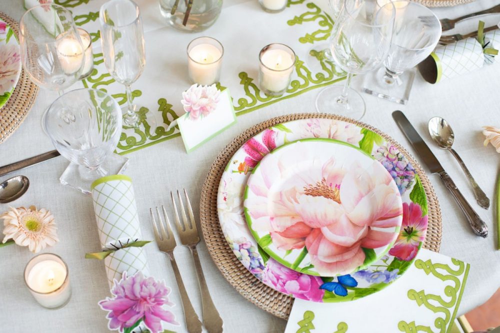 A table set with Caspari's Spring-Summer 2020 Collection