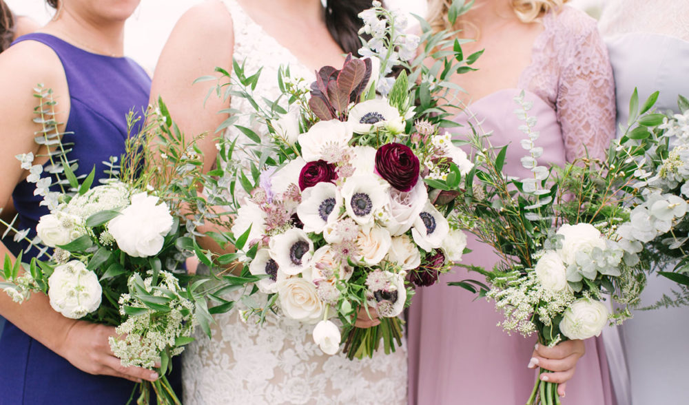 Wedding Trends: Big flowers make for a big impact on your wedding