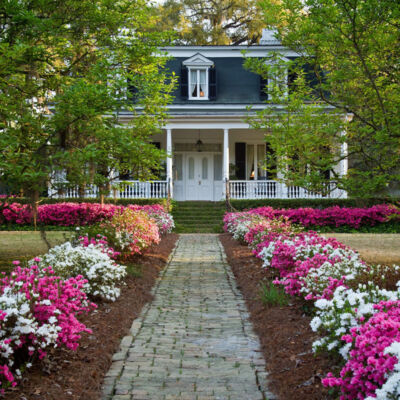 historic home and garden in Summerville, SC