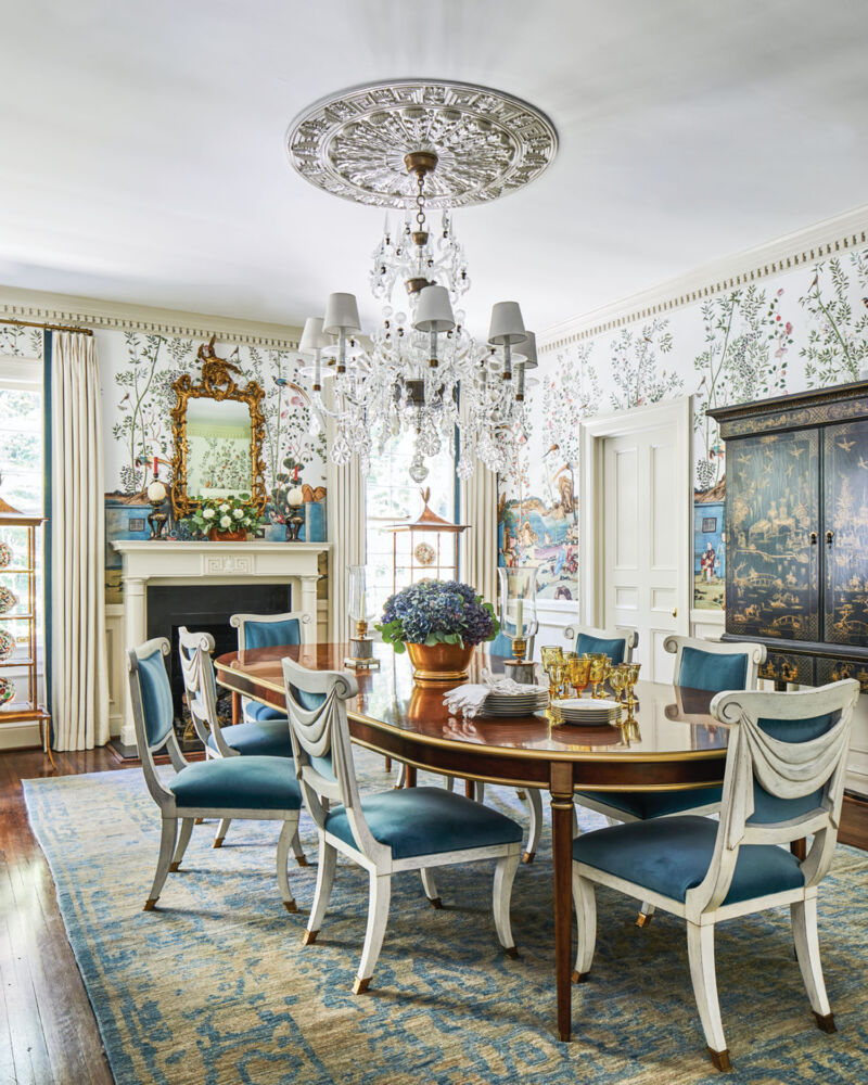 blue and white dining room designed by Nina Long and Don Easterling