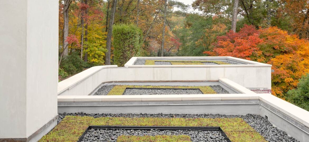 Rooftop of Regency-style Flower Atlanta showhouse planted with sedum roof garden.