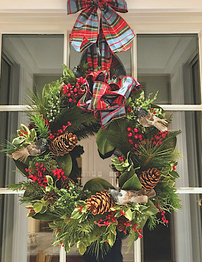 Holiday wreath at East Hampton Gardens