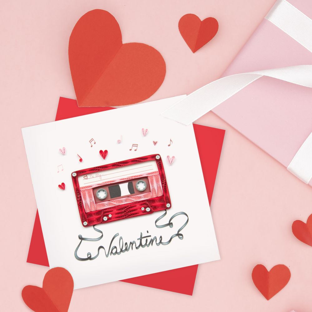 Casette tape valentine card made from quilling.
